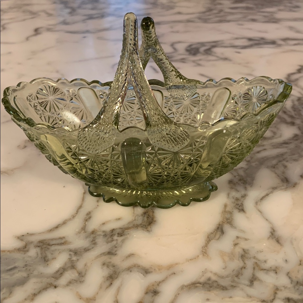 1960s Fenton Art Glass Oval Basket Colonial Green Daisy & Button Split Twig Hand